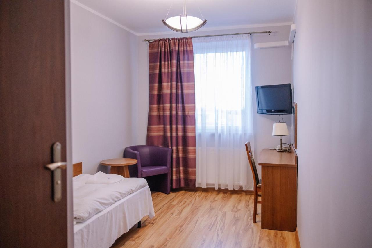 Zajazd Blue Modla Krolewska Extérieur photo